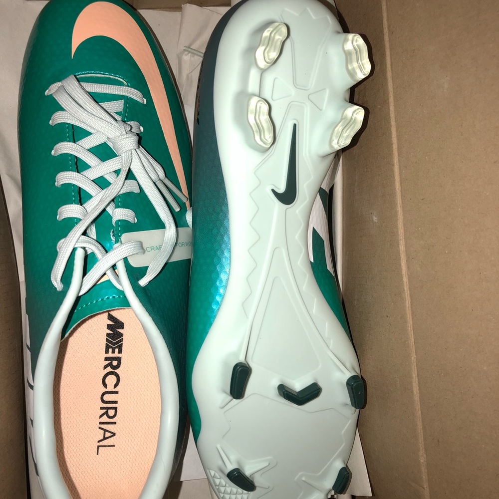 Brand new Nike cleats